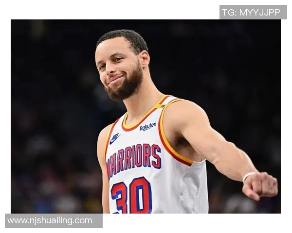 勇士对阵鹈鹕库里精彩数据分析与比赛表现回顾